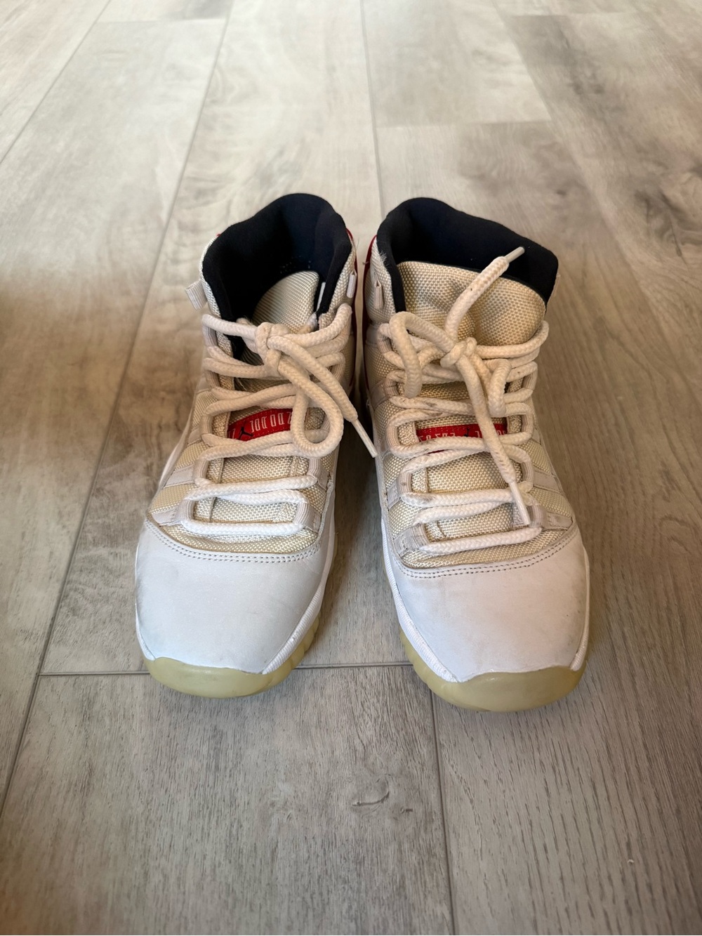 Air Jordan 11 Retro Platinum Tint 2018 GS 5.5Y 378038-016